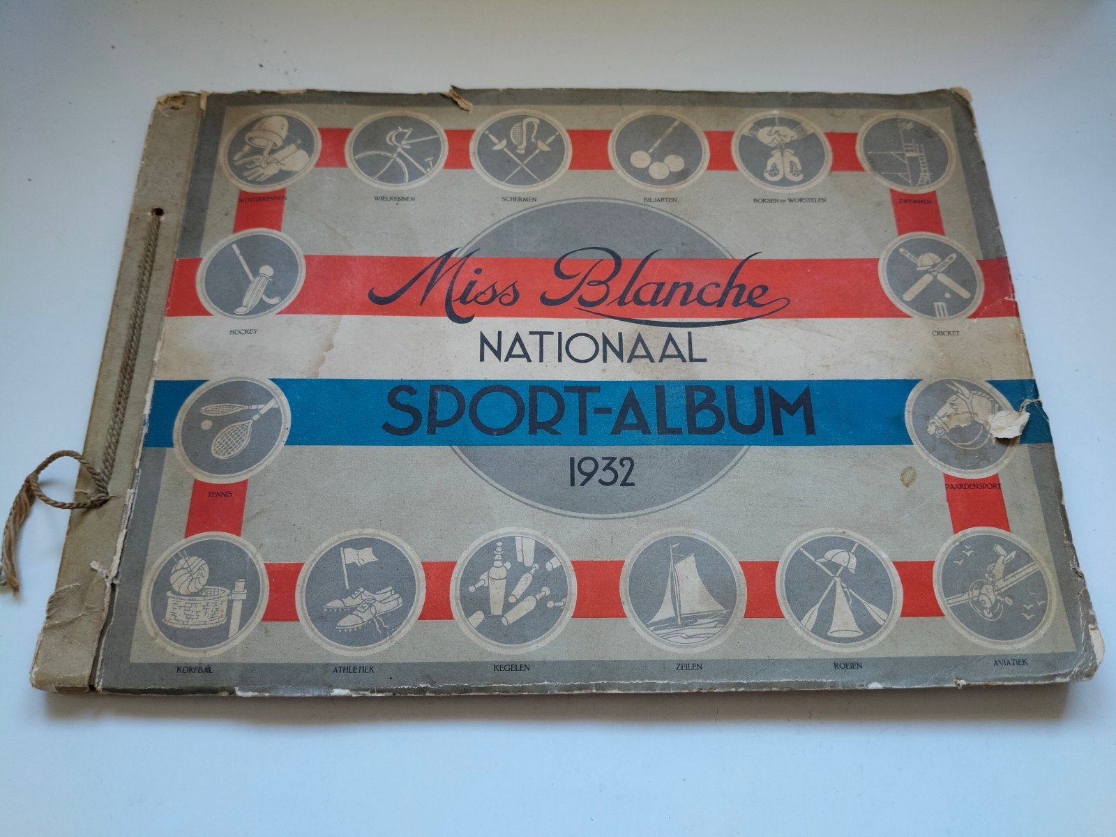 Miss Blanche Nationaal Sport-album 1932, Boeken, Prentenboeken en Plaatjesalbums, Verzenden, Gelezen, Plaatjesalbum