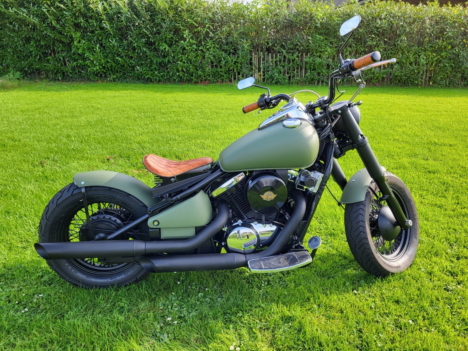 Unieke Kawasaki VN800 Bobber - Mat Groen, Motoren, 2 cilinders, Gebruikt, Particulier, Meer dan 35 kW