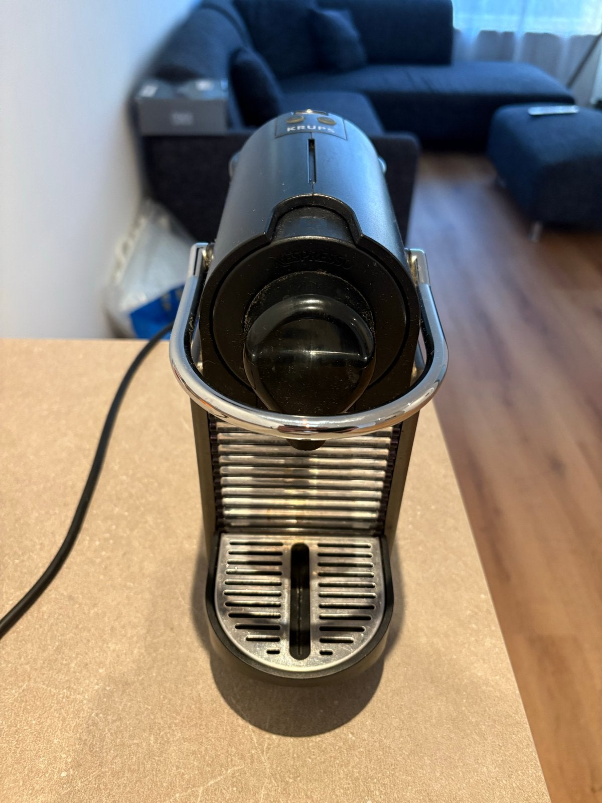 Krups Nespresso machine - lekt, voor reparatie/onderdelen, Espresso apparaat, Ophalen of Verzenden, 1 kopje, Niet werkend