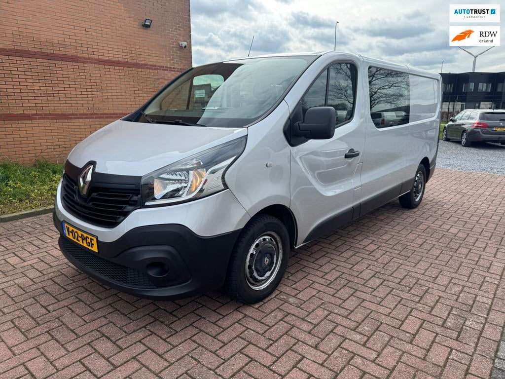 Renault TRAFIC 1.6 dCi T29 L2H1 DC Comfort, Marge Euro 6, 5, Auto's, Bestelauto's, Voorwielaandrijving, Gebruikt, 2000 kg, Renault