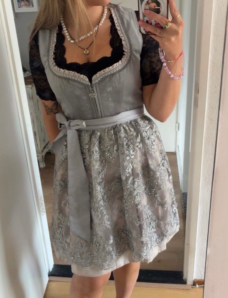 Dirndl, Kleding | Dames, Maat 38/40 (M), Ophalen of Verzenden, Kleding, Overige thema's
