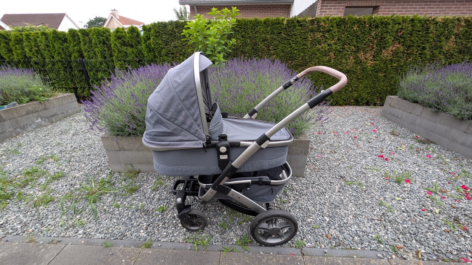 Joolz Geo 2 kinderwagen met reiswieg, zitje en accessoires, Gebruikt, Verstelbare duwstang, Combiwagen, Ophalen