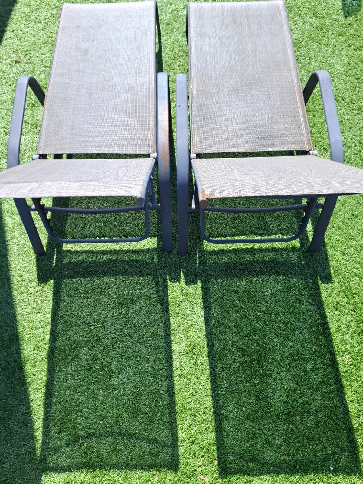 2 ligbedden verstel- en stapelbaar., Tuin en Terras, Ophalen, Gebruikt, Aluminium, Verstelbaar
