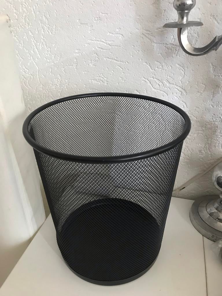 Zwarte metalen prullenbak - zo goed als nieuw, Ophalen of Verzenden, Zo goed als nieuw, Metaal, Minder dan 50 cm