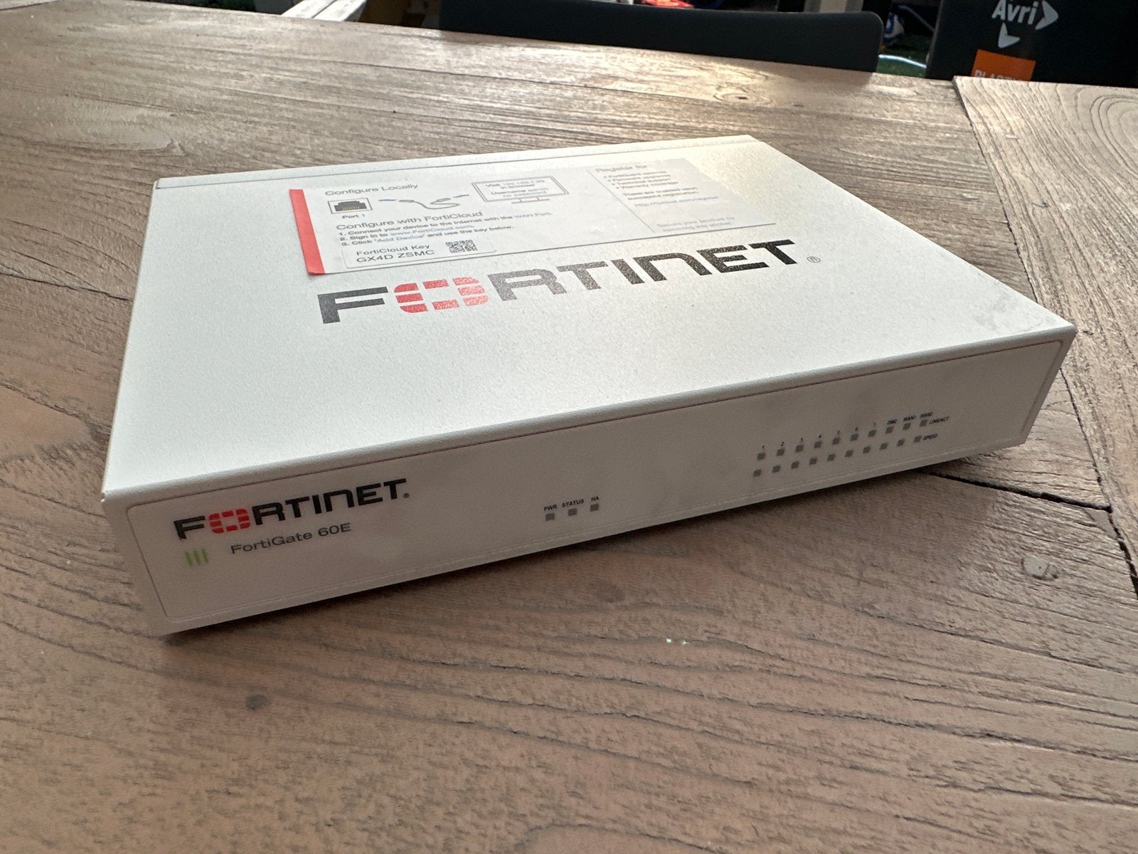 Fortinet FortiGate 60E Firewall/Router, Ophalen of Verzenden, Zo goed als nieuw, Router