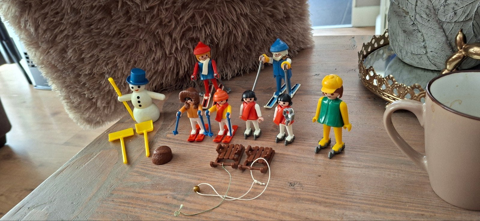 Playmobil 3467 wintersport familie skieen slee schaatsen, Verzamelen, Smurfen, Ophalen of Verzenden