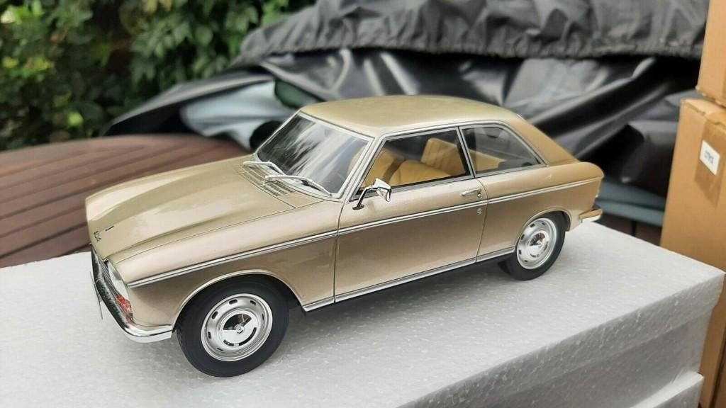 Peugeot 204 Coupe ottomobile OT1024, Hobby en Vrije tijd, Modelauto's | 1:18, Ophalen of Verzenden, Nieuw, Auto, OttOMobile