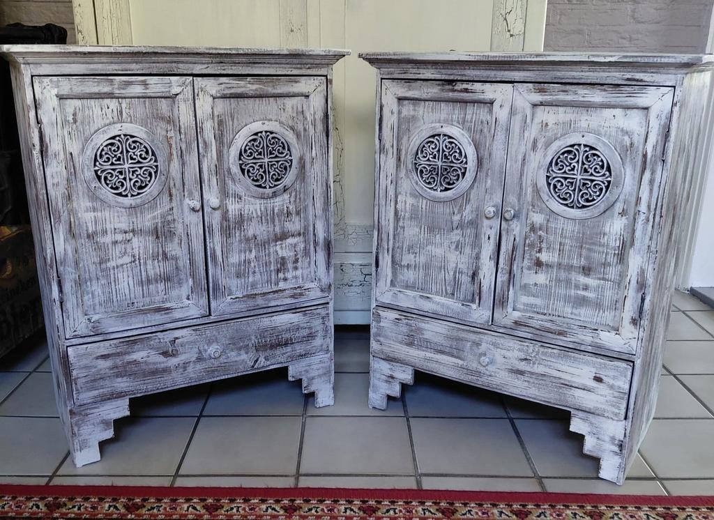 2 brocante houten ( evt. hang) kastjes, Ophalen