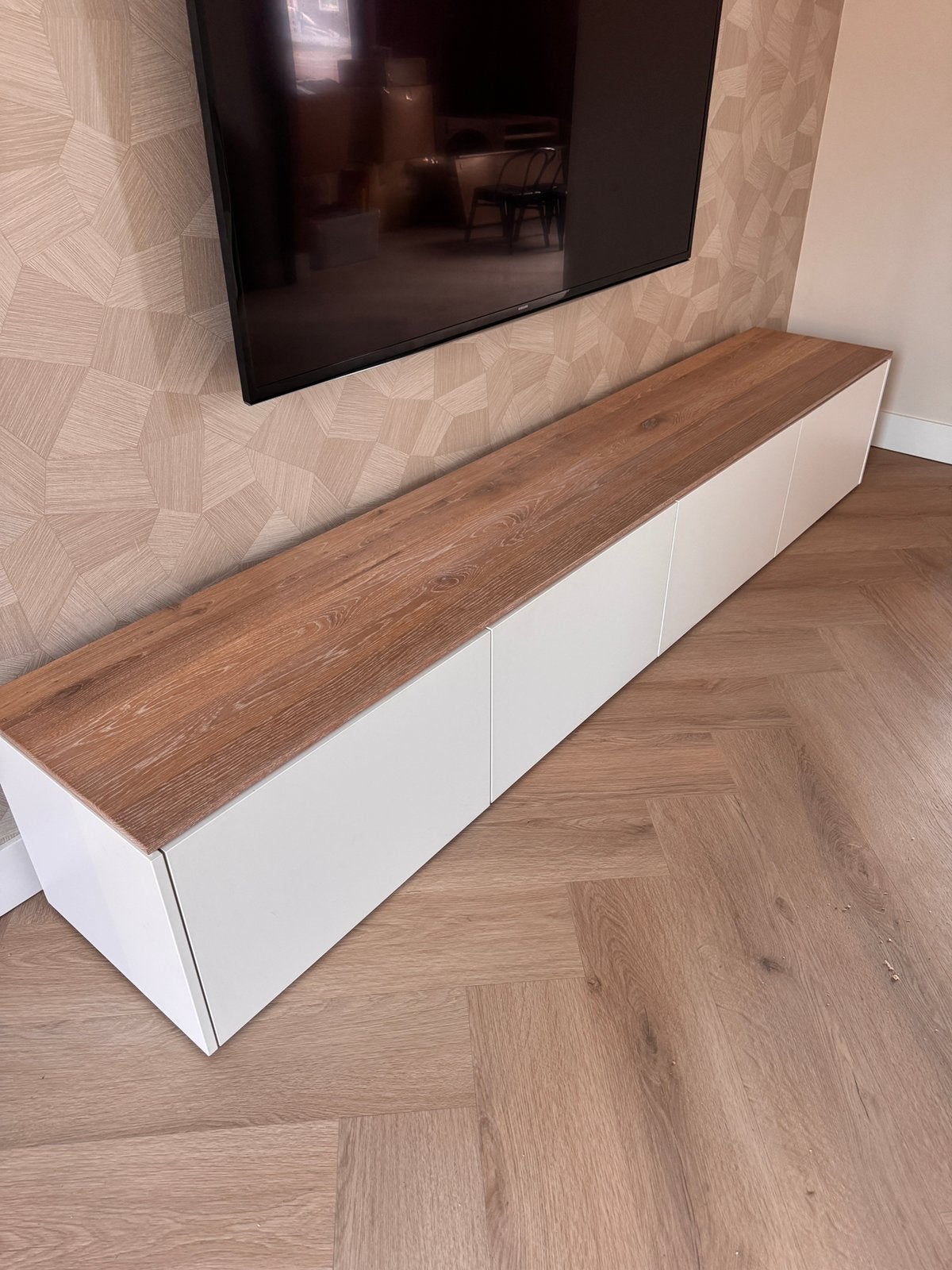 Maatwerk tv meubel van Wortel Woods wonen., Ophalen, Eikenhout, Zo goed als nieuw, 200 cm of meer
