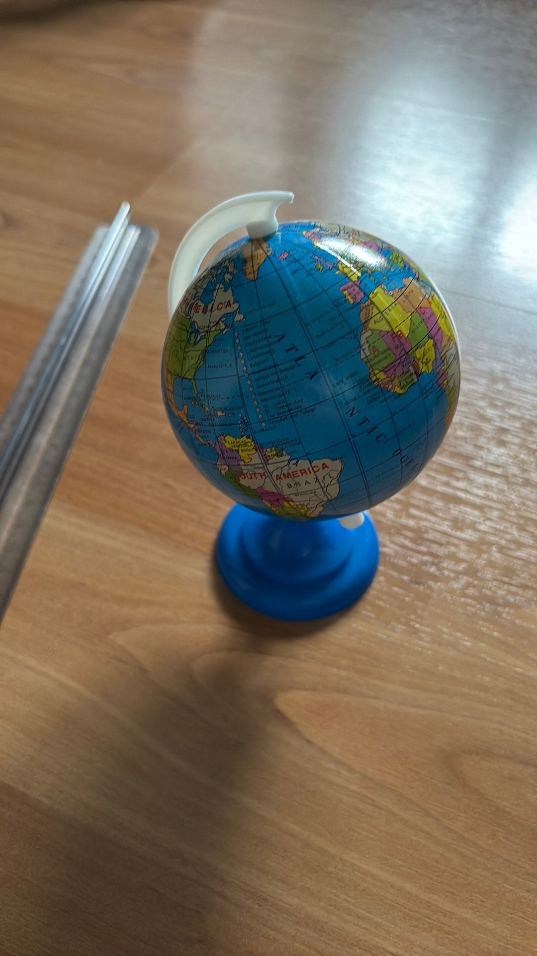 Kleine wereldbol, Ophalen of Verzenden, Zo goed als nieuw