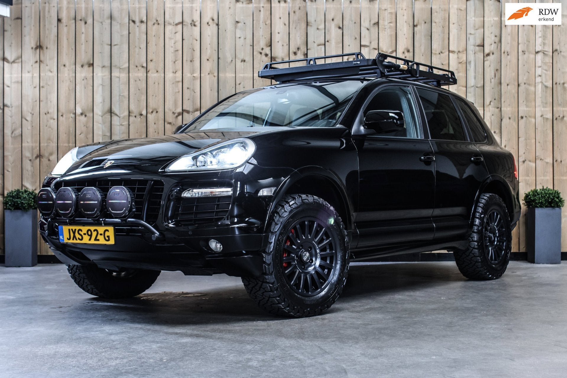 Porsche Cayenne 4.8 GTS *Yountimer*Schuifdak*Elek. Stoelen*, Automaat, Cayenne, Gebruikt, 405 pk