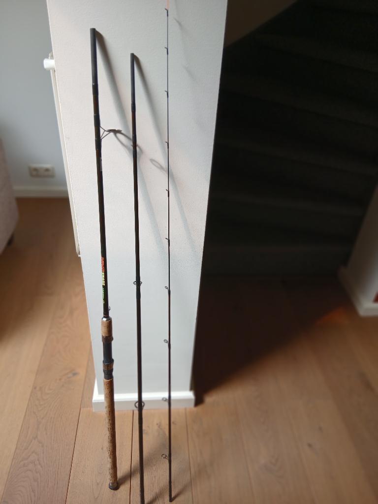 feeder hengel spro cresta  3,30 mtr, Watersport en Boten, Hengelsport | Witvissen, Ophalen, Zo goed als nieuw, Werphengel