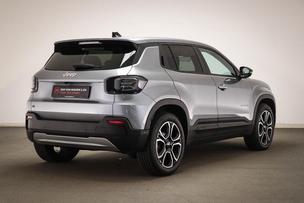 Jeep Avenger Altitude 54 kWh | SOH 98% | LED | DAB | APPLE |, Auto's, Jeep, Gebruikt, 334 min, 156 pk, Parkeersensor