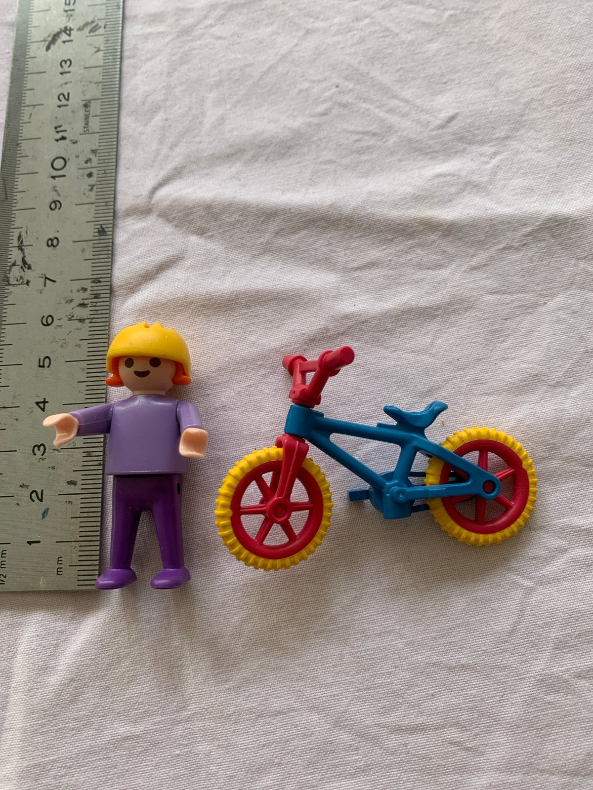 Playmobil mannetje met fiets - onbeschadigd, Ophalen of Verzenden, Zo goed als nieuw, Losse onderdelen, Figuren