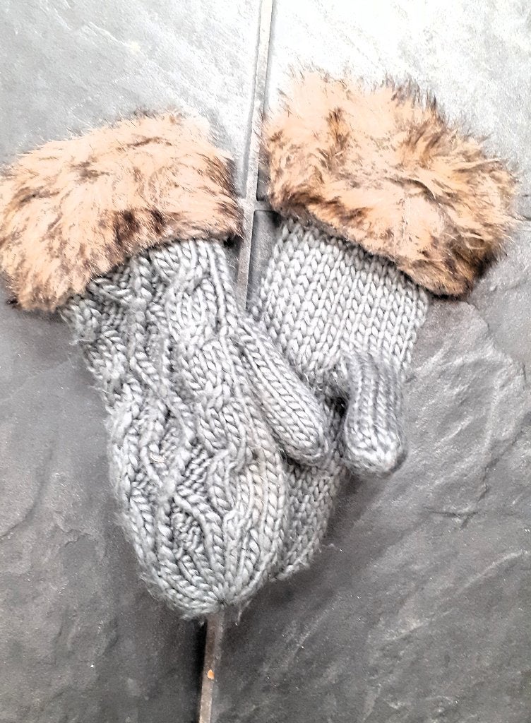 Wanten maat 9, Kinderen en Baby's, Kinderkleding | Mutsen, Sjaals en Handschoenen, 134 t/m 140, Jongen of Meisje, Ophalen of Verzenden