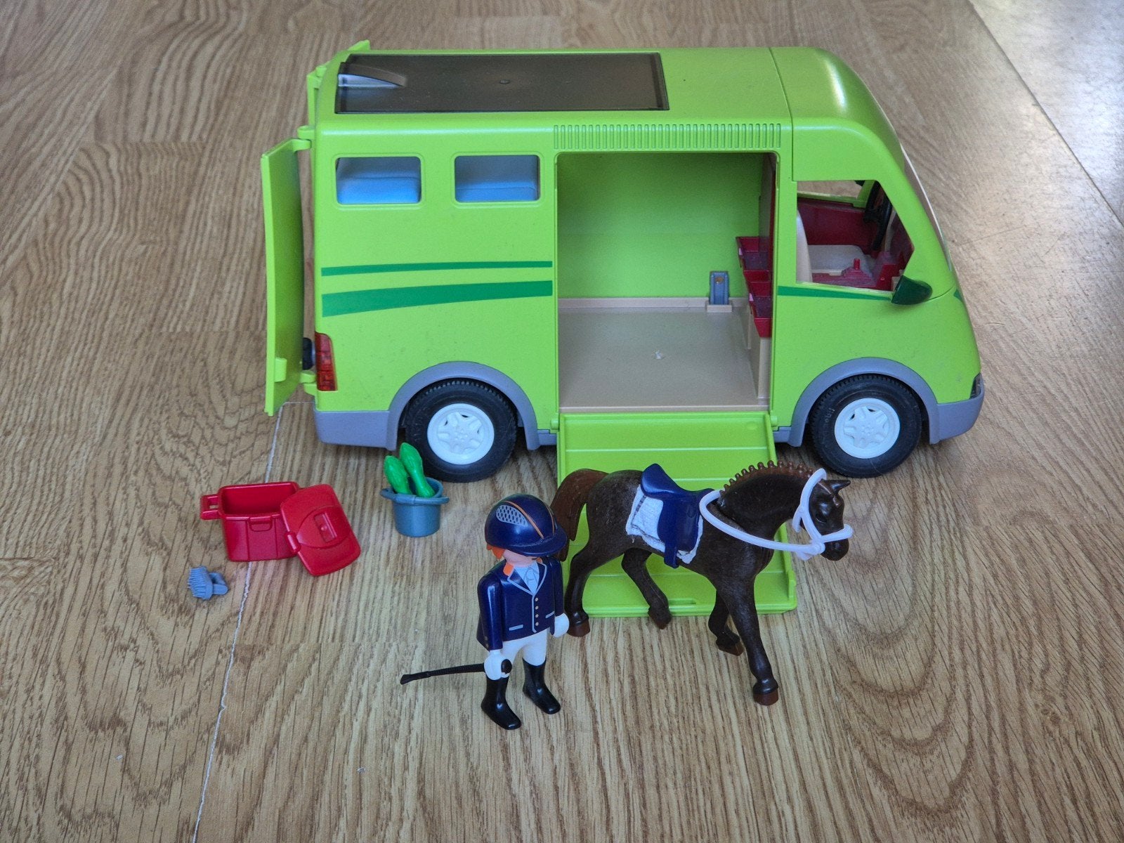 playmobil paardenvrachtwagen, Ophalen of Verzenden, Zo goed als nieuw