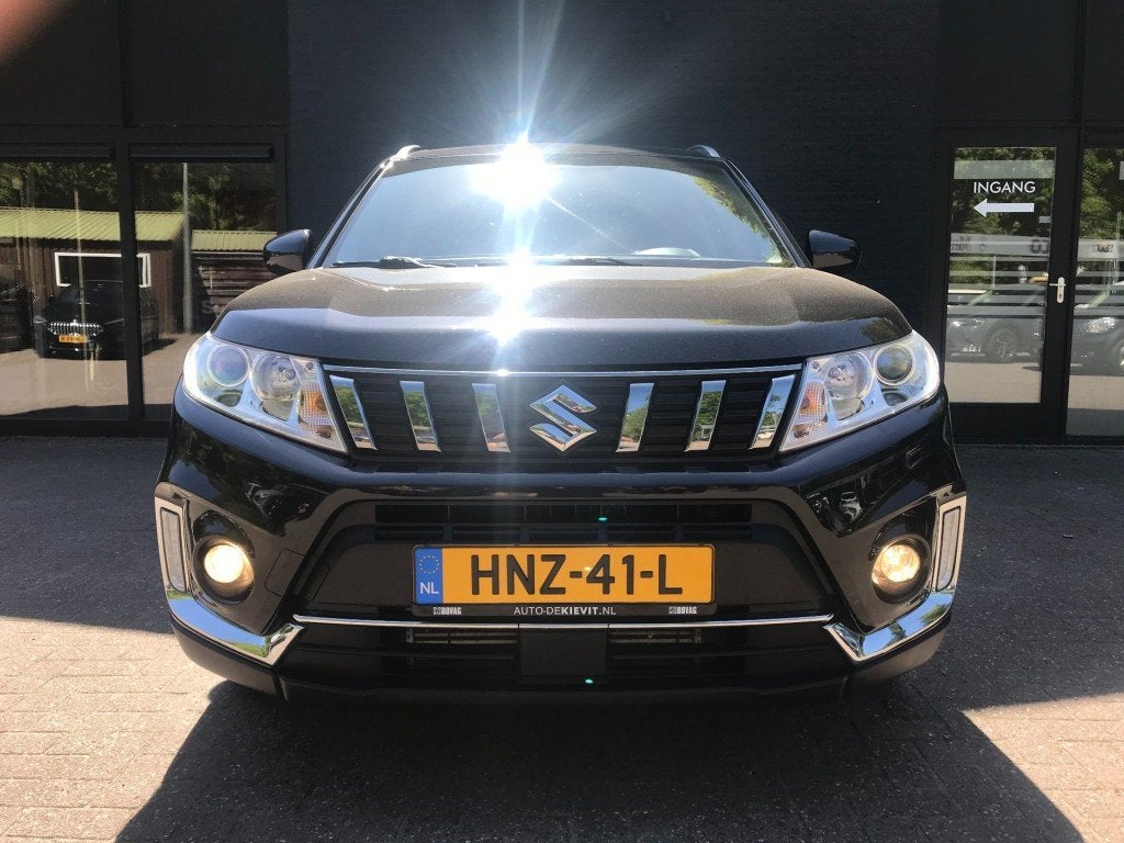 Foto 4 van Suzuki Vitara 1.0 Boosterjet *Automaat/navigatie/camera*