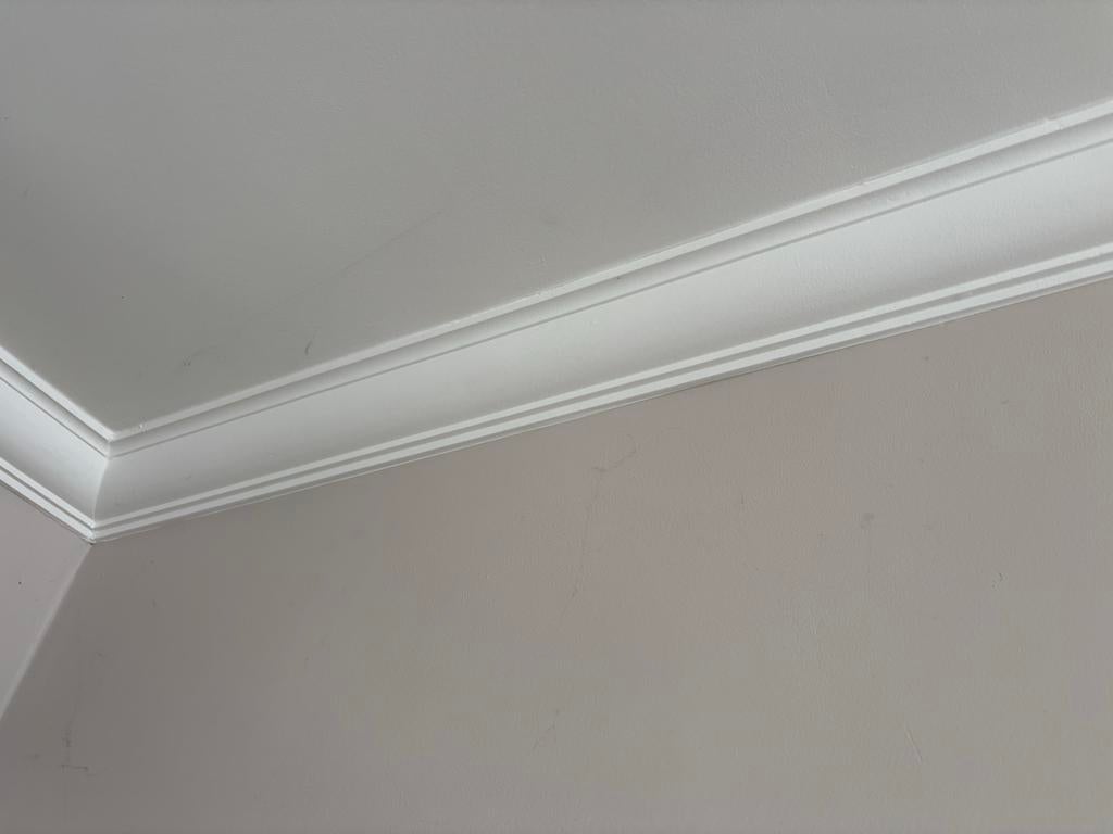 Gipsen kooflijsten 120x8x9 cm - 16 stuks restpartij, Doe-het-zelf en Verbouw, Plinten en Afwerking, Ophalen, Overige materialen