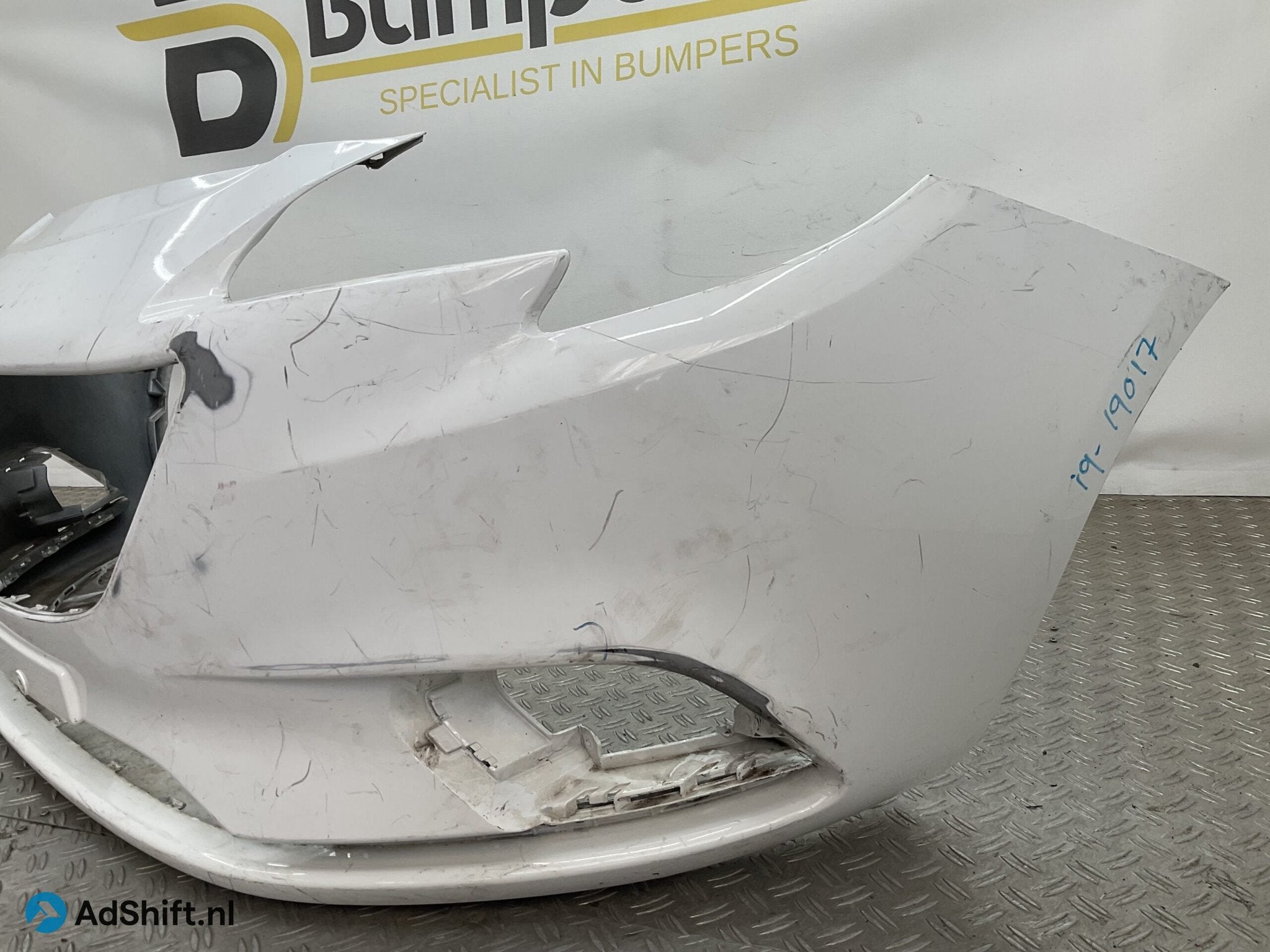 BUMPER Opel Corsa E 2014-2021 475498858 VOORBUMPER i9-19017, Bumper