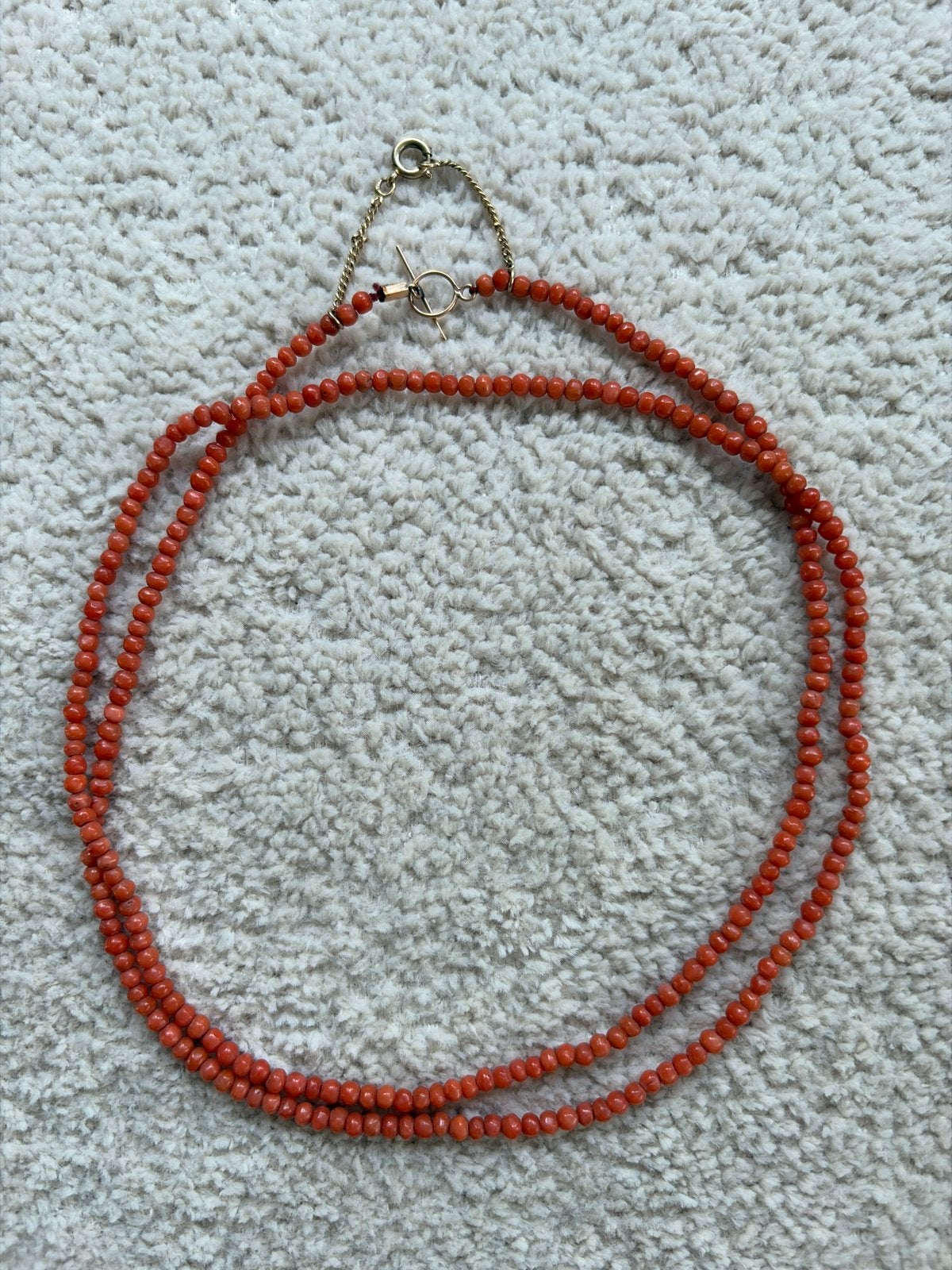 Vintage Koraal Ketting met Gouden Sluiting, Verzenden