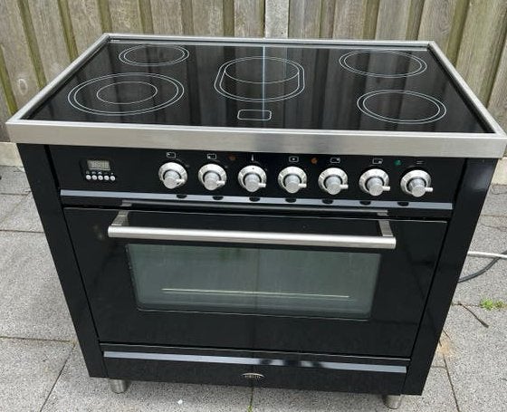 Boretti electrische fornuis, Witgoed en Apparatuur, Fornuizen, Gebruikt, Vrijstaand, Keramisch, 5 kookzones of meer, 85 tot 90 cm