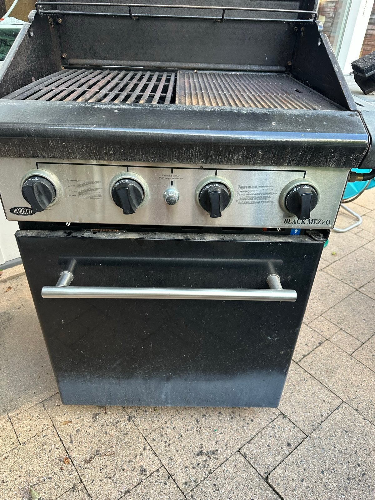 Boretti Black Mezzo Gasbarbecue met zijbrander, Ophalen, Gebruikt