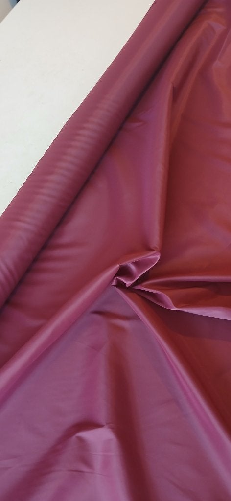 Stretch voering stof bordeaux aubergine, Overige kleuren, 120 cm of meer, Ophalen of Verzenden, Polyester