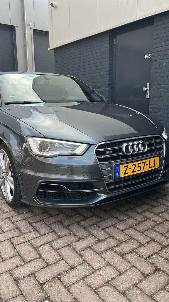 Audi S3 2.0 Tfsi 221KW Sportback Quattro 2014 Grijs, Auto's, Automaat, S3, 4 cilinders, 1984 cc