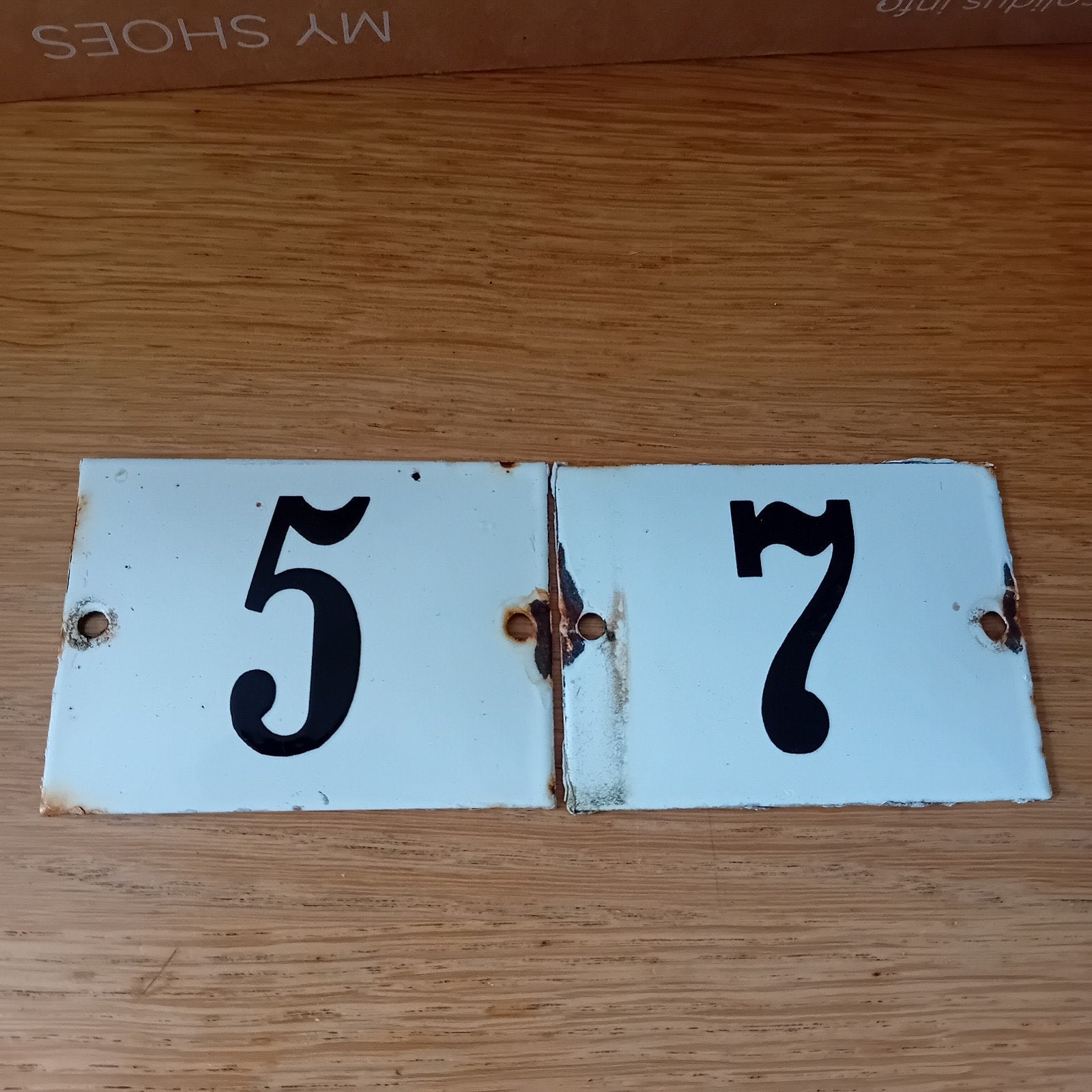 Vintage geëmailleerde huisnummers 5 en 7, Ophalen of Verzenden