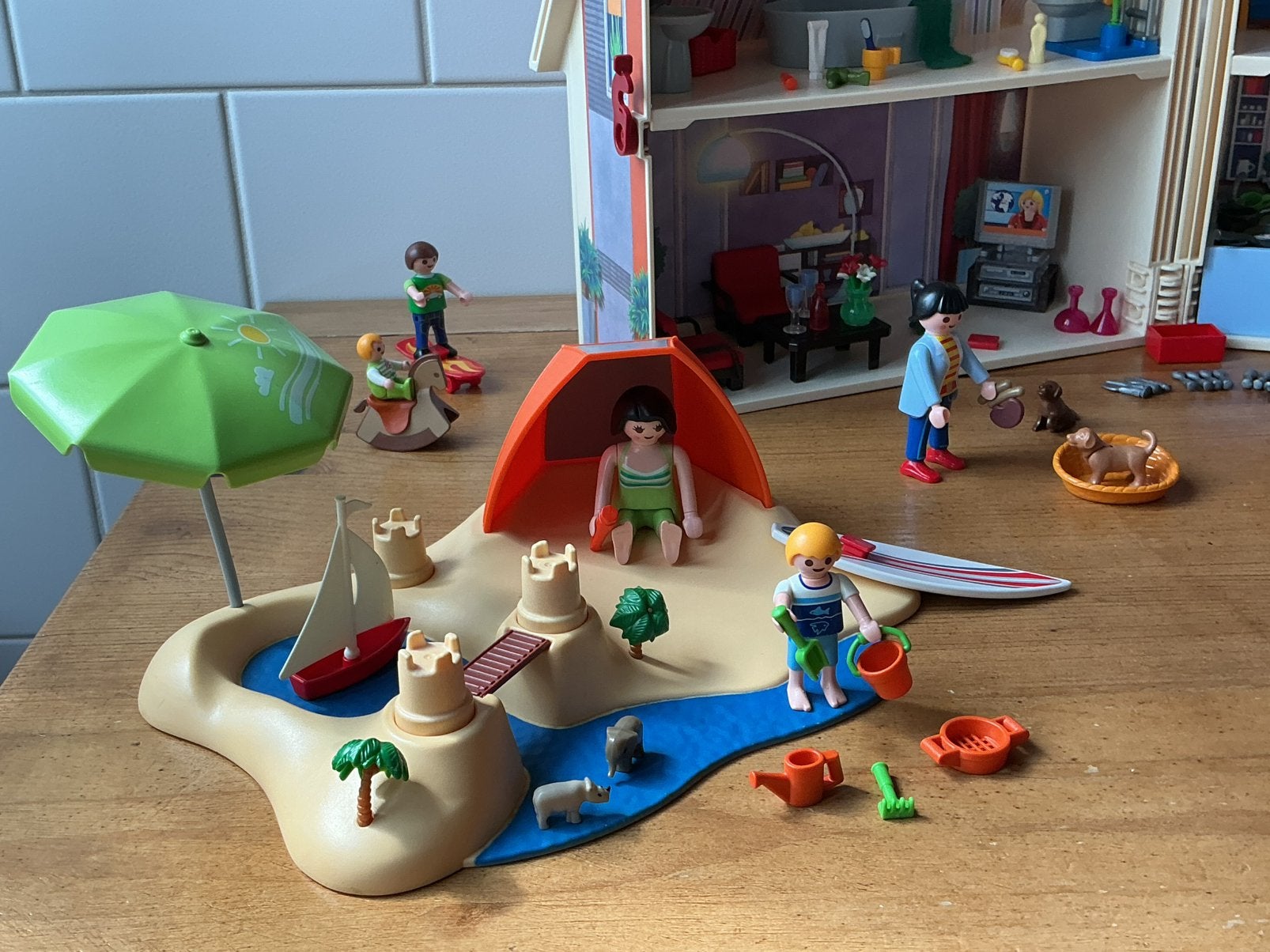 Foto 16 van PLAYMOBIL UITGEBREID MEENEEM POPPENHUIS 🛝🪁 SUPERSET !!