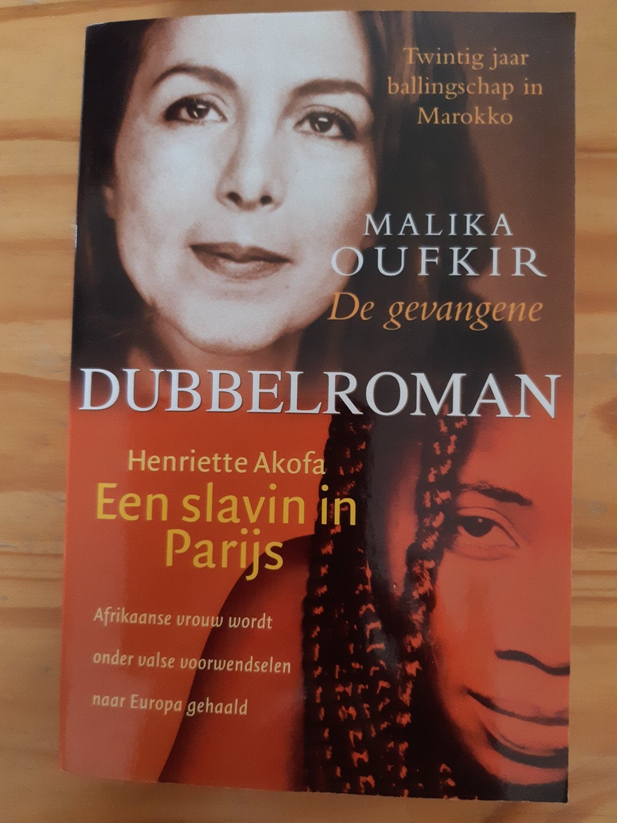 Henriette Akofa - De gevangene / Een slavin in Parijs, Ophalen of Verzenden, Gelezen, Henriette Akofa; Malika Oufkir
