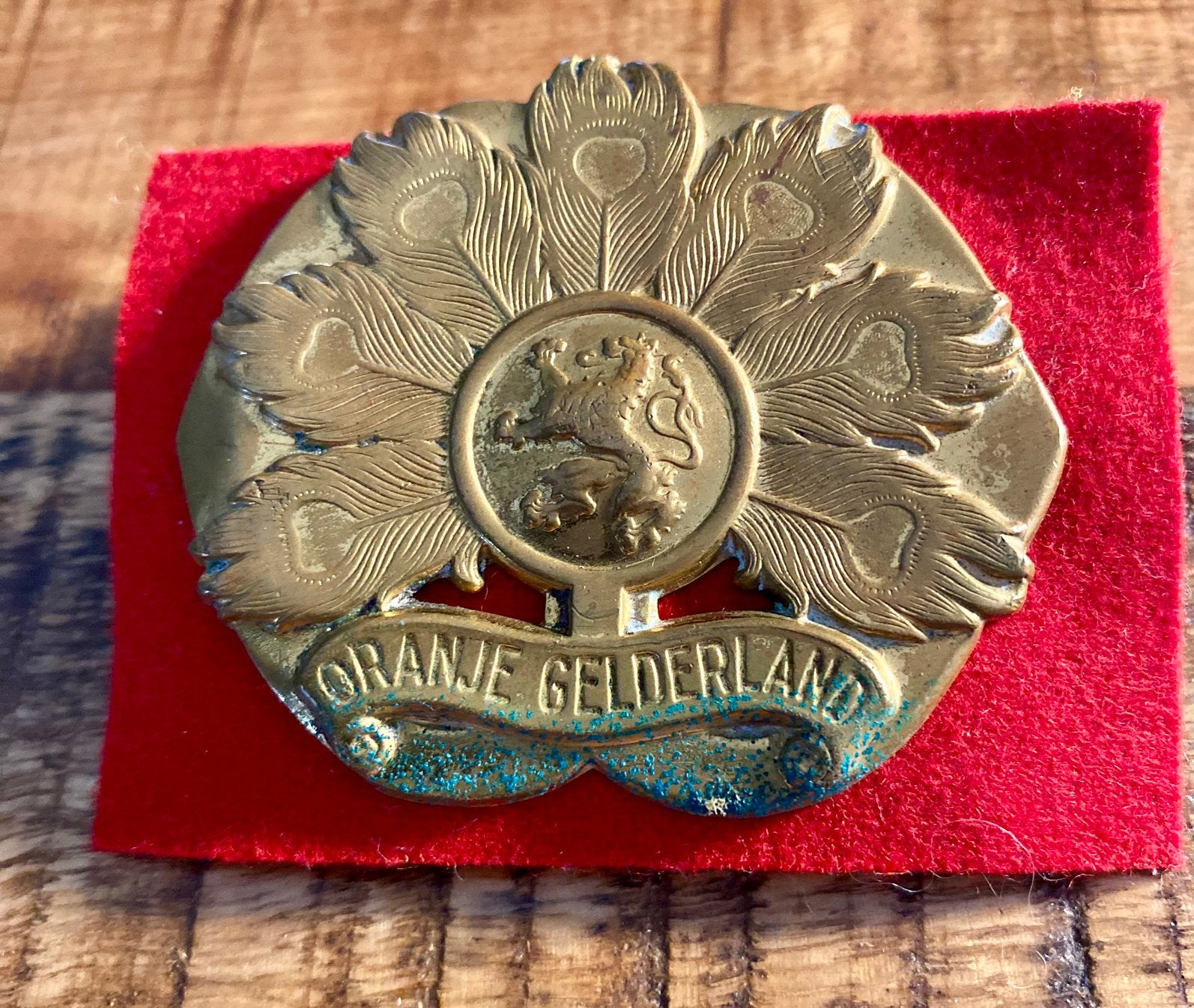 Baretembleem Oranje Gelderland, Verzenden, Landmacht, Nederland, Embleem of Badge