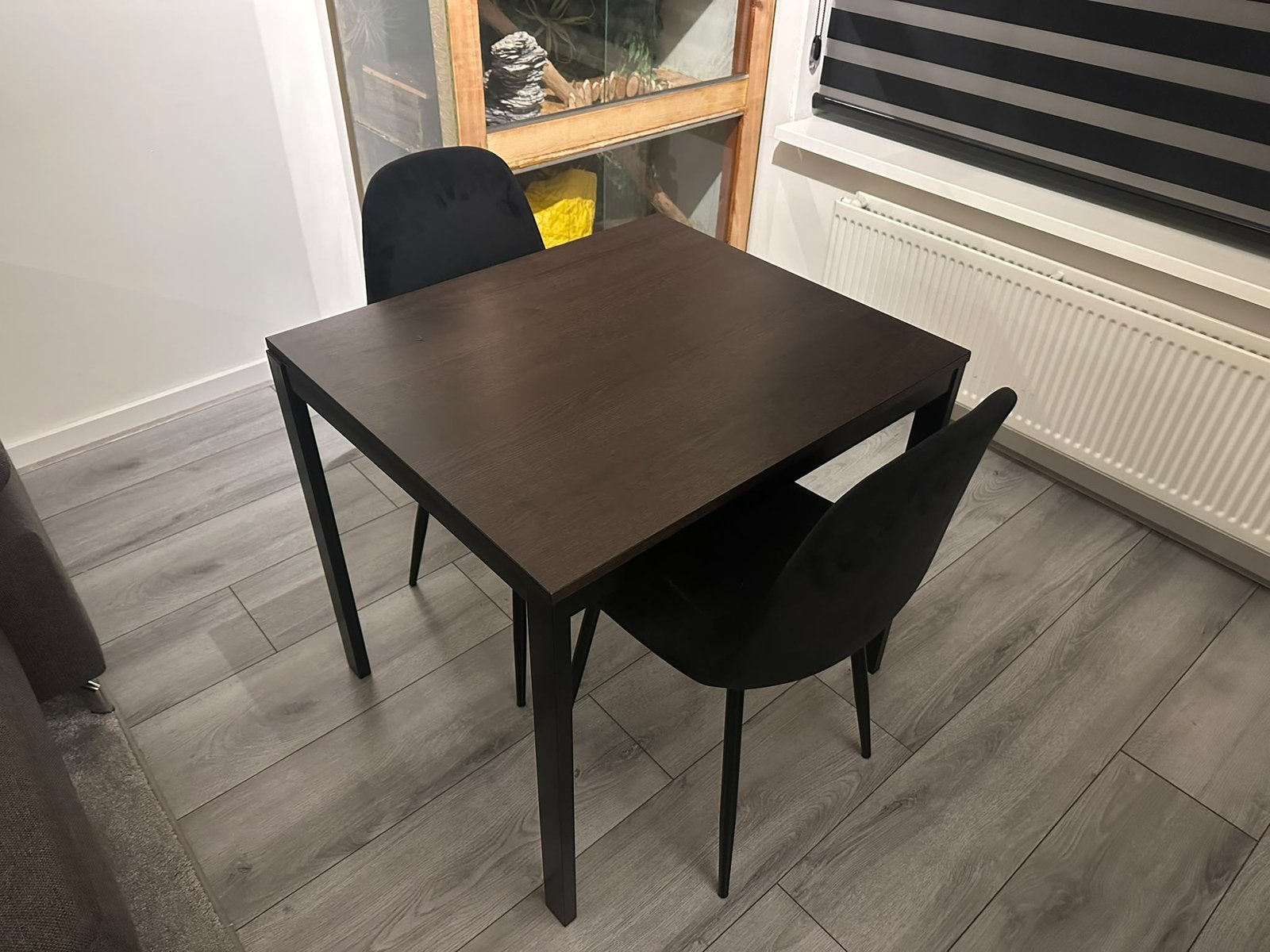 Foto 4 van Uitschuifbare eettafel set met 2 stoelen