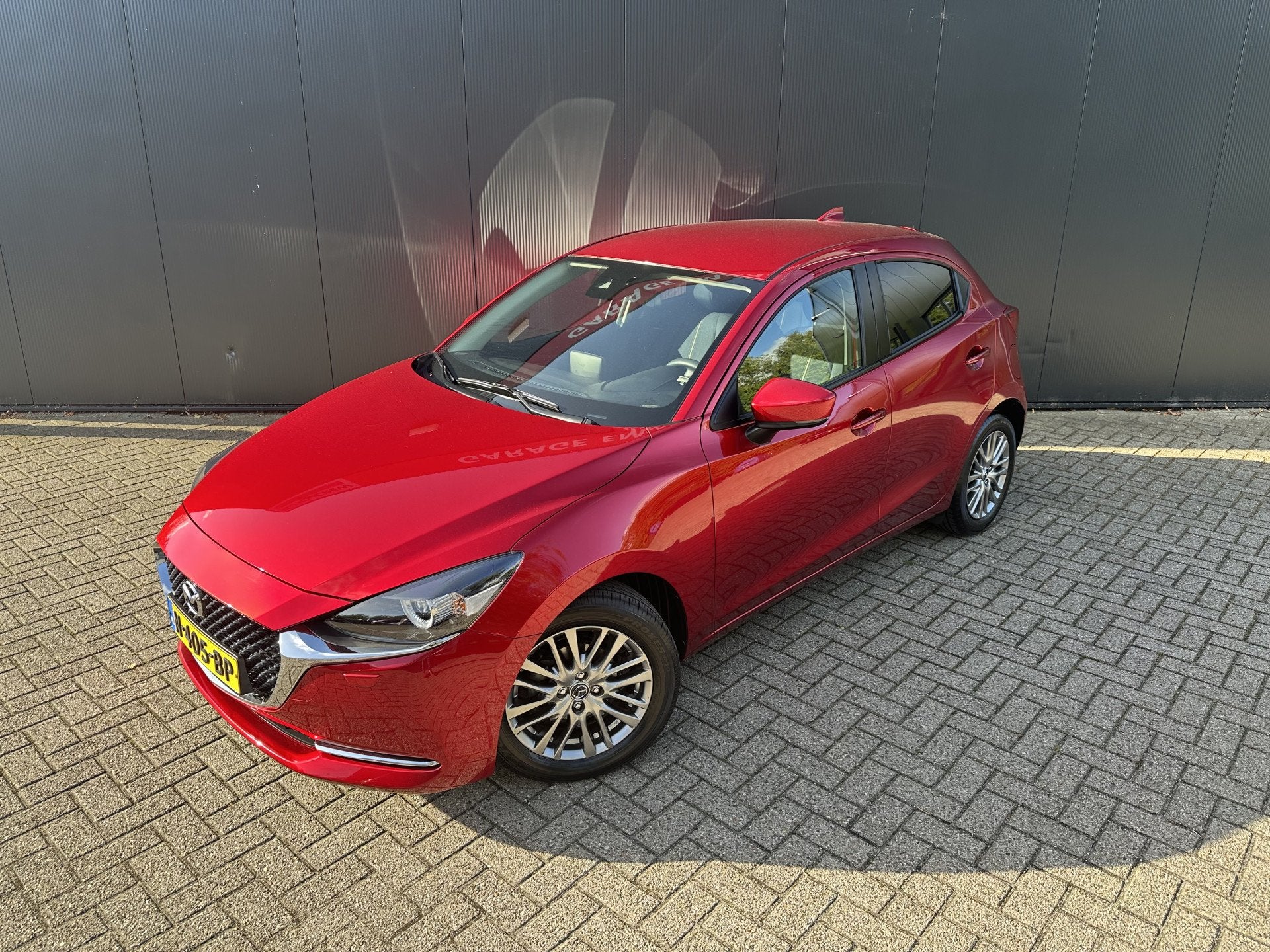 Mazda 2 1.5 Skyactiv-G Luxury | Camera | Navi (bj 2021), Auto's, Euro 6, 4 cilinders, Origineel Nederlands, Bedrijf