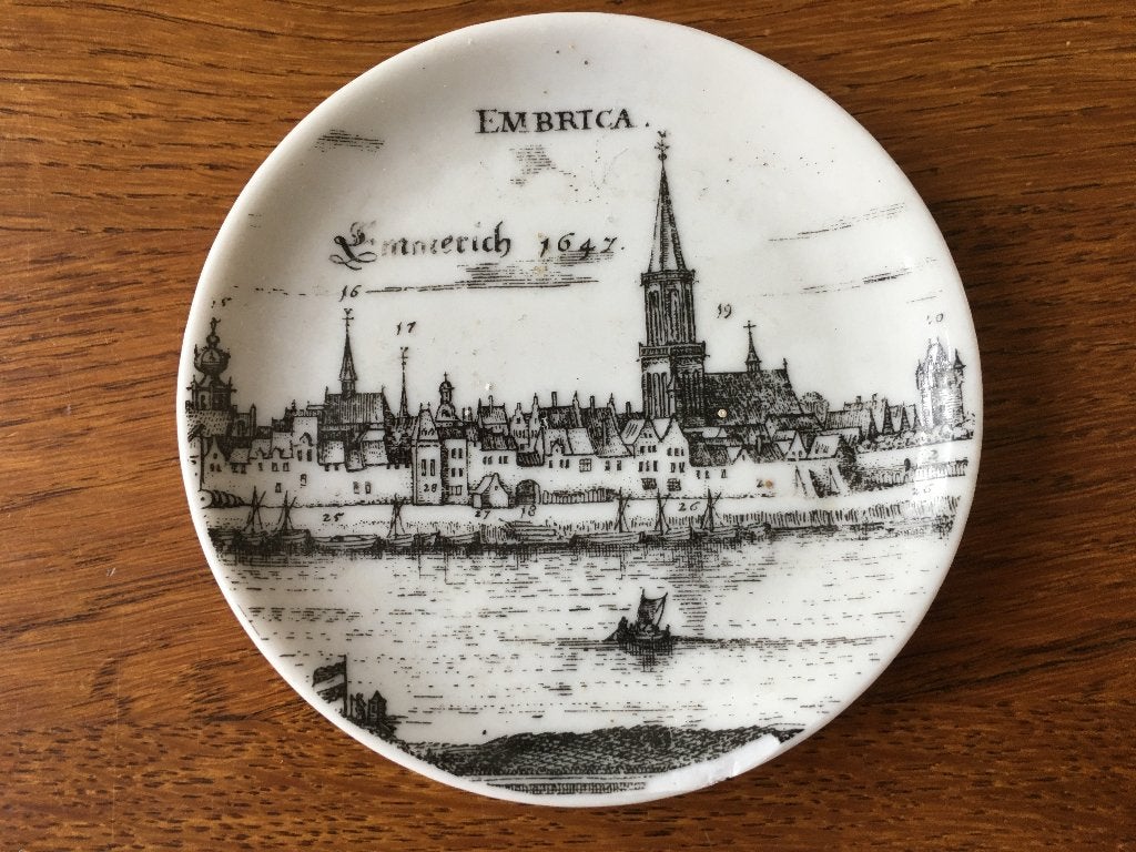 Porseleinen Bordje "Embrica" 1647 'Emmerich' Altenkunstadt, Verzamelen, Ophalen of Verzenden, Huis en Inrichting