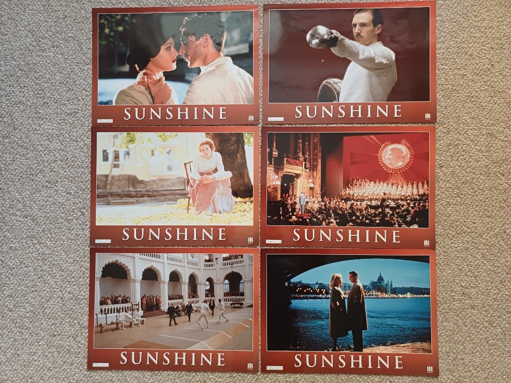 SUNSHINE     lobbycard set., Verzamelen, Verzenden, Nieuw, A4 of kleiner, Film en Tv