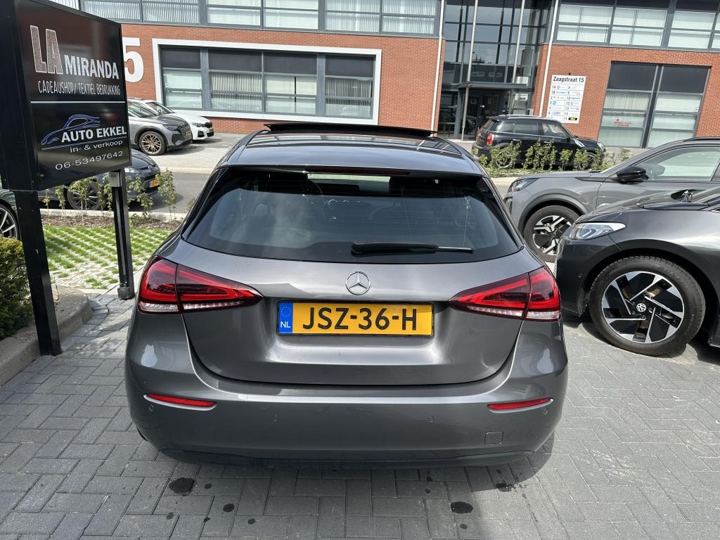 Mercedes-Benz A-Klasse 200 4Matic Premium . (bj 2022), Automaat, 15 km/l, Euro 6, Leder en Stof