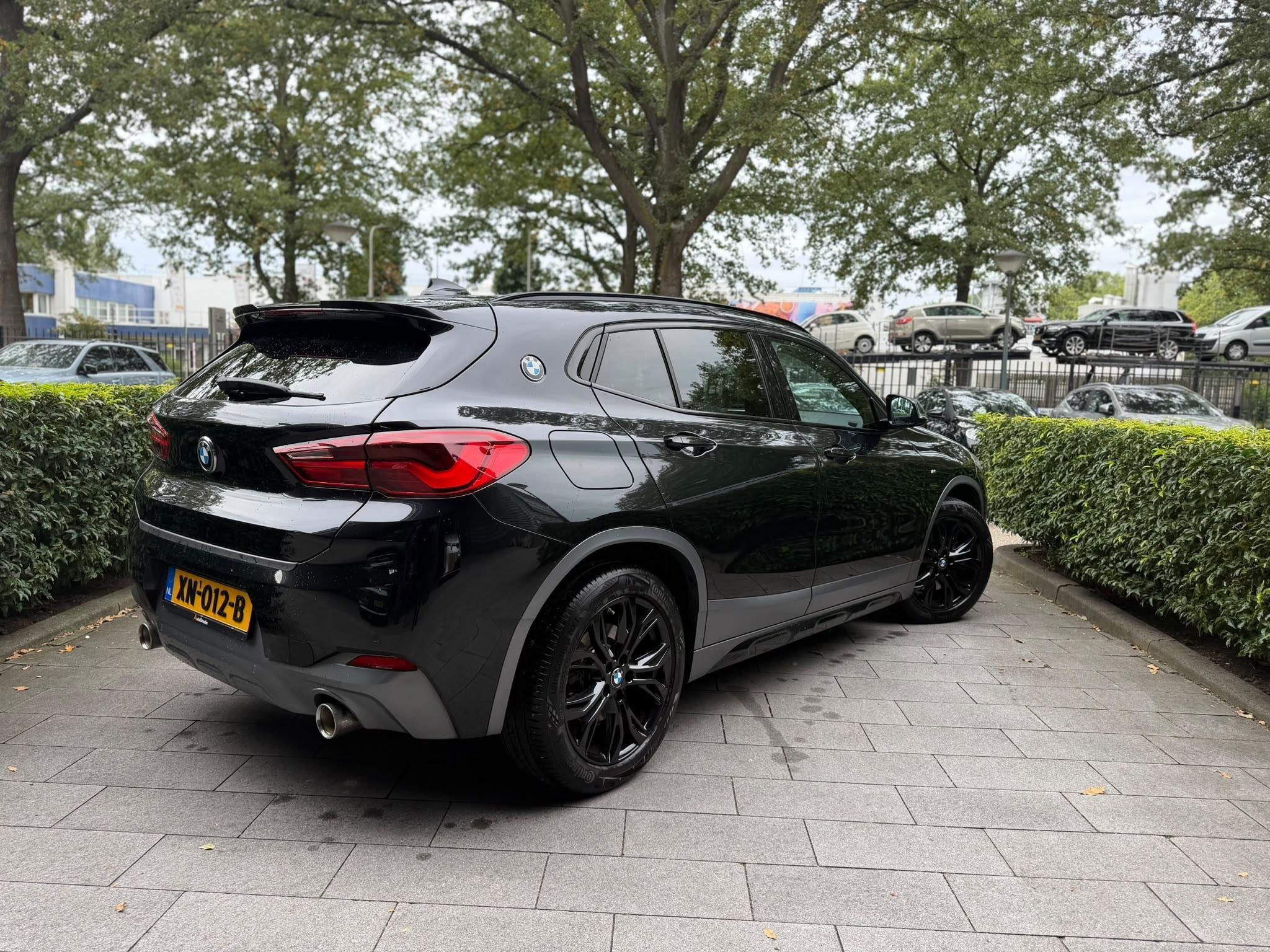 BMW X2 sDrive20i High Executive Edition | WORDT VERWACHT | A, X2, Euro 6, 1435 kg, Zwart