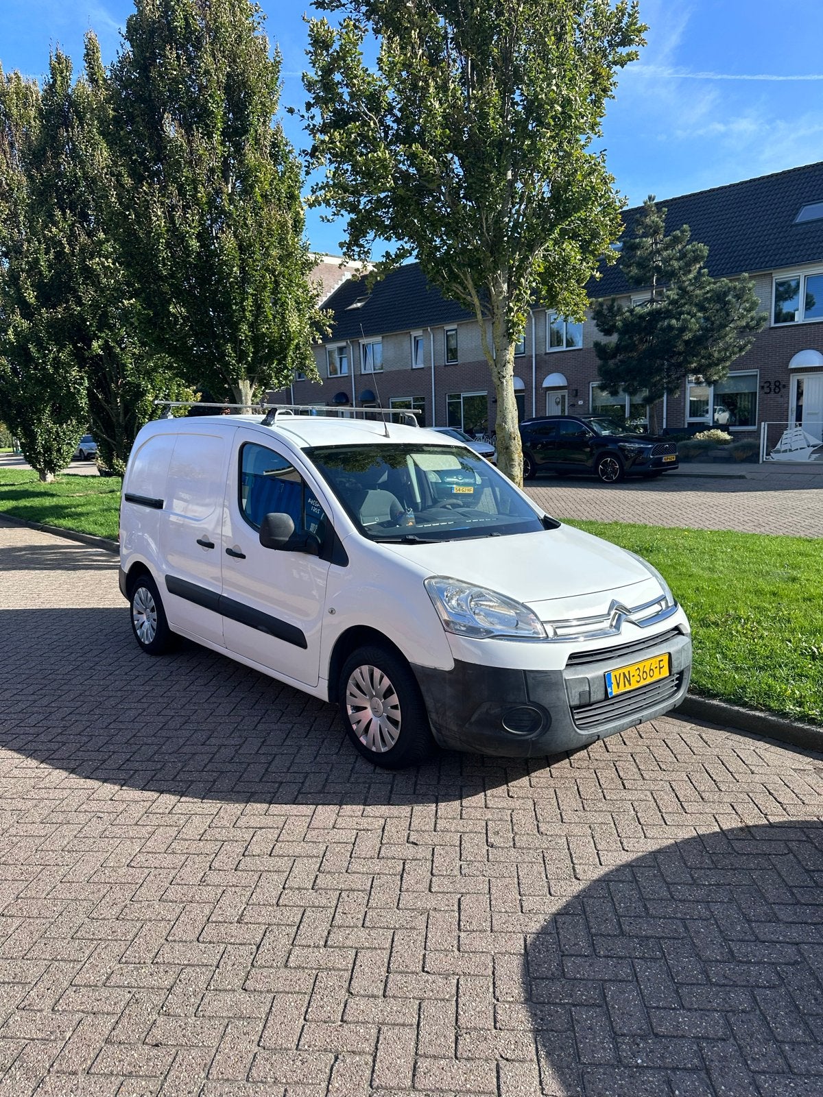 Goed onderhouden Citroën Berlingo 1.6 HDI 55KW 2015 wit, 74 pk, 4 cilinders, Citroën, Origineel Nederlands