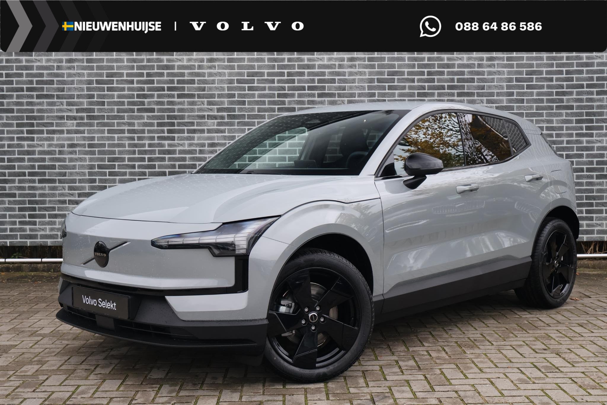 Volvo EX30 P5 Long Range Plus Black Edition Europa 69 kWh |, Auto's, Automaat, 12 maanden, Achterwielaandrijving, Nieuw