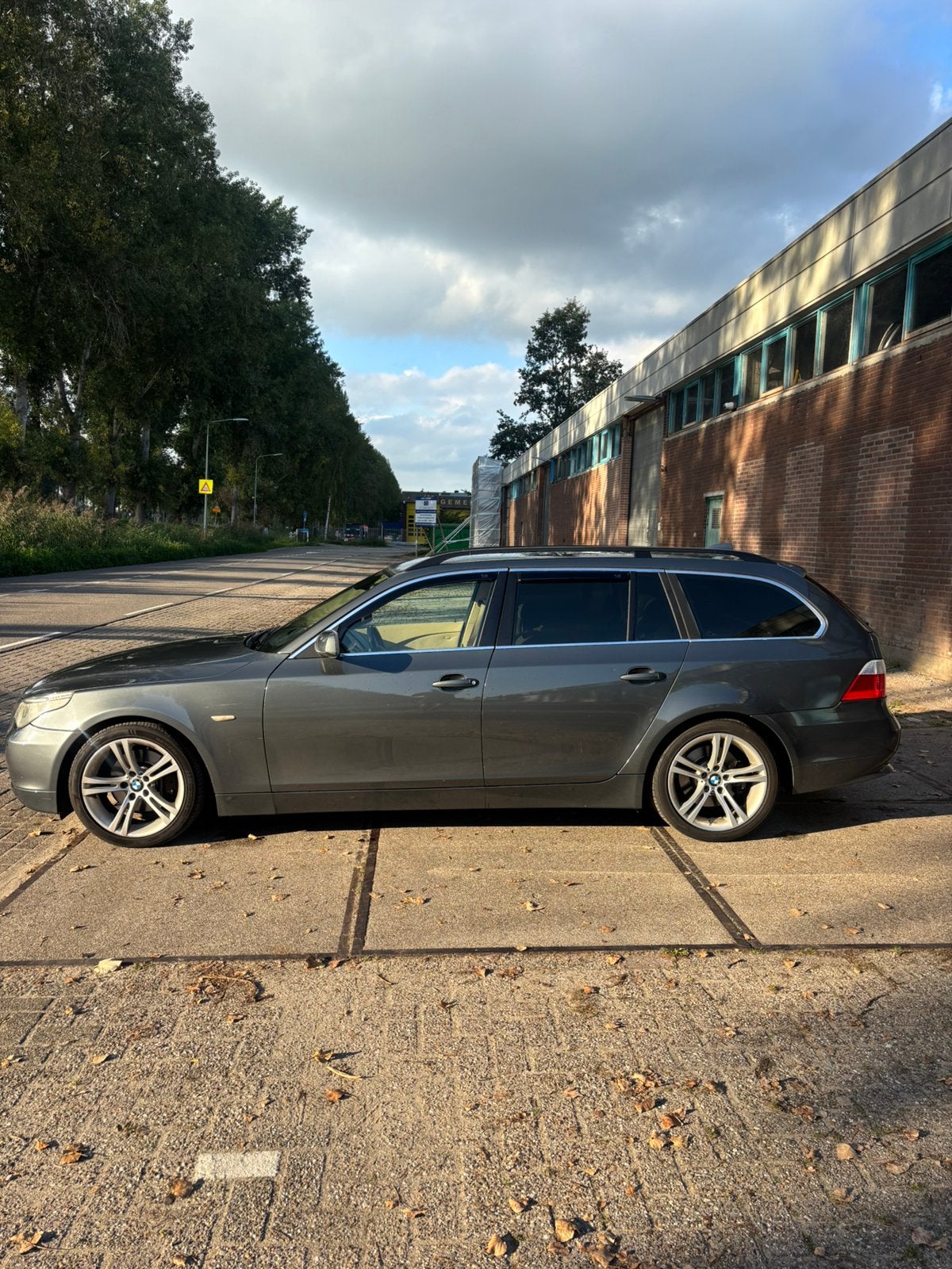 BMW 5-Serie 2.5 I 525 Touring AUT 2005 N52 Blok, Auto's, Automaat, Achterwielaandrijving, Beige, 2497 cc