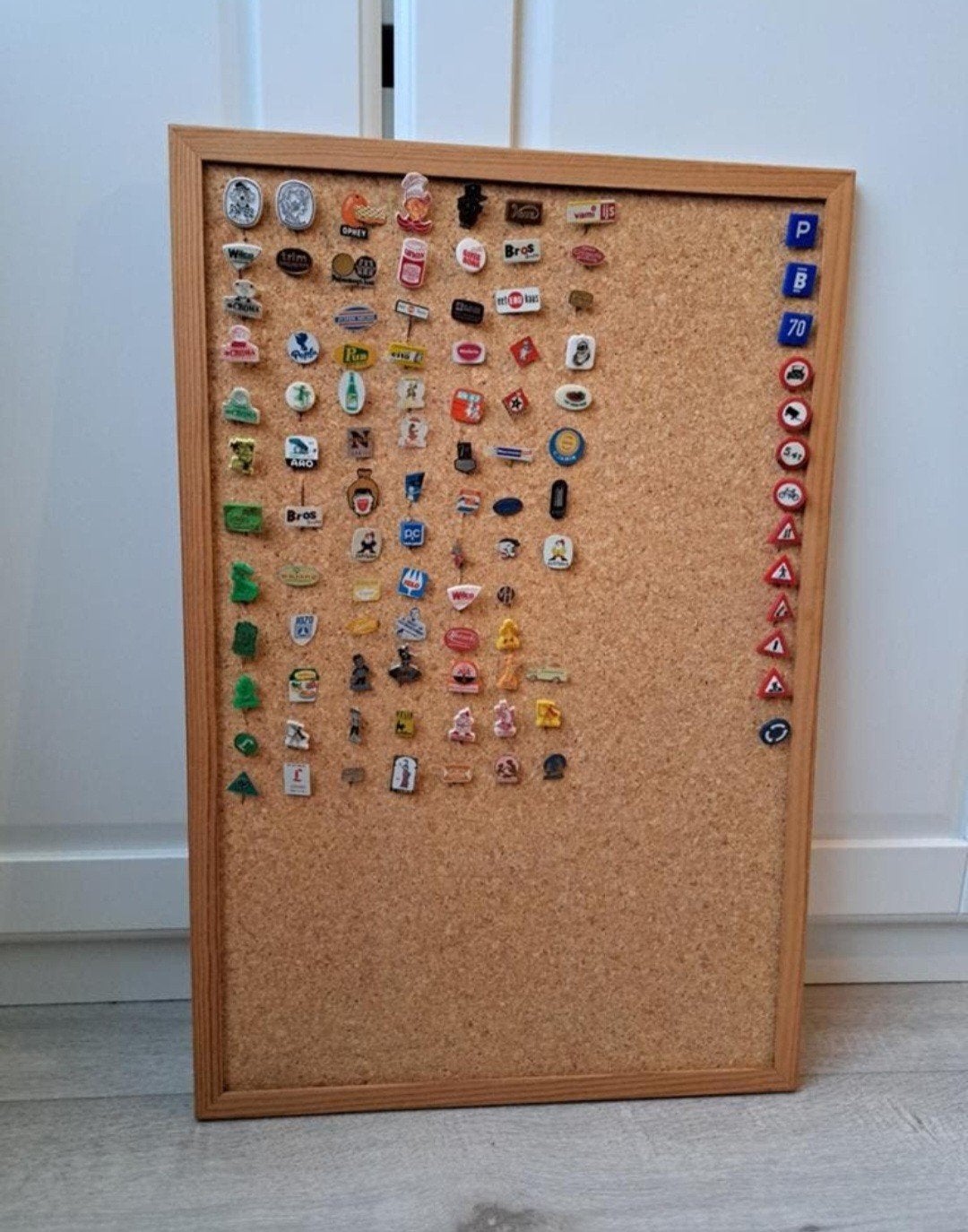 Verzameling vintage speldjes/pins reclame merken zie beschr, Ophalen of Verzenden, Gebruikt, Overige onderwerpen, Speldje of Pin
