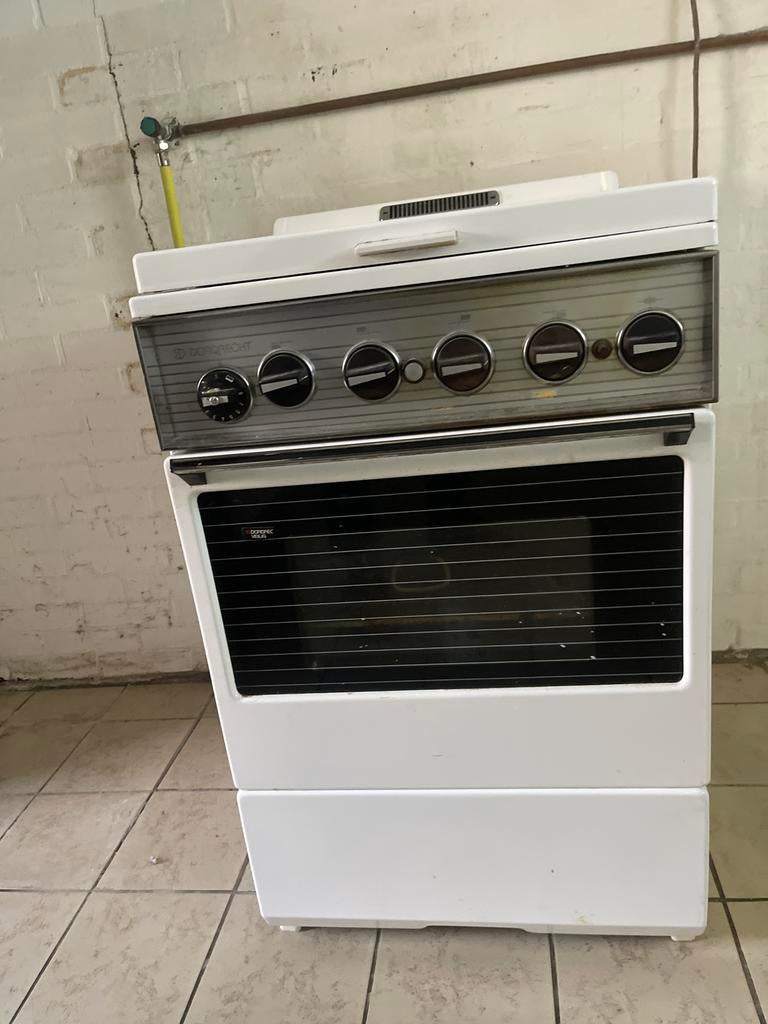 Gasfornuis - Dordrecht, Gebruikt, Gas, 85 tot 90 cm, 4 kookzones