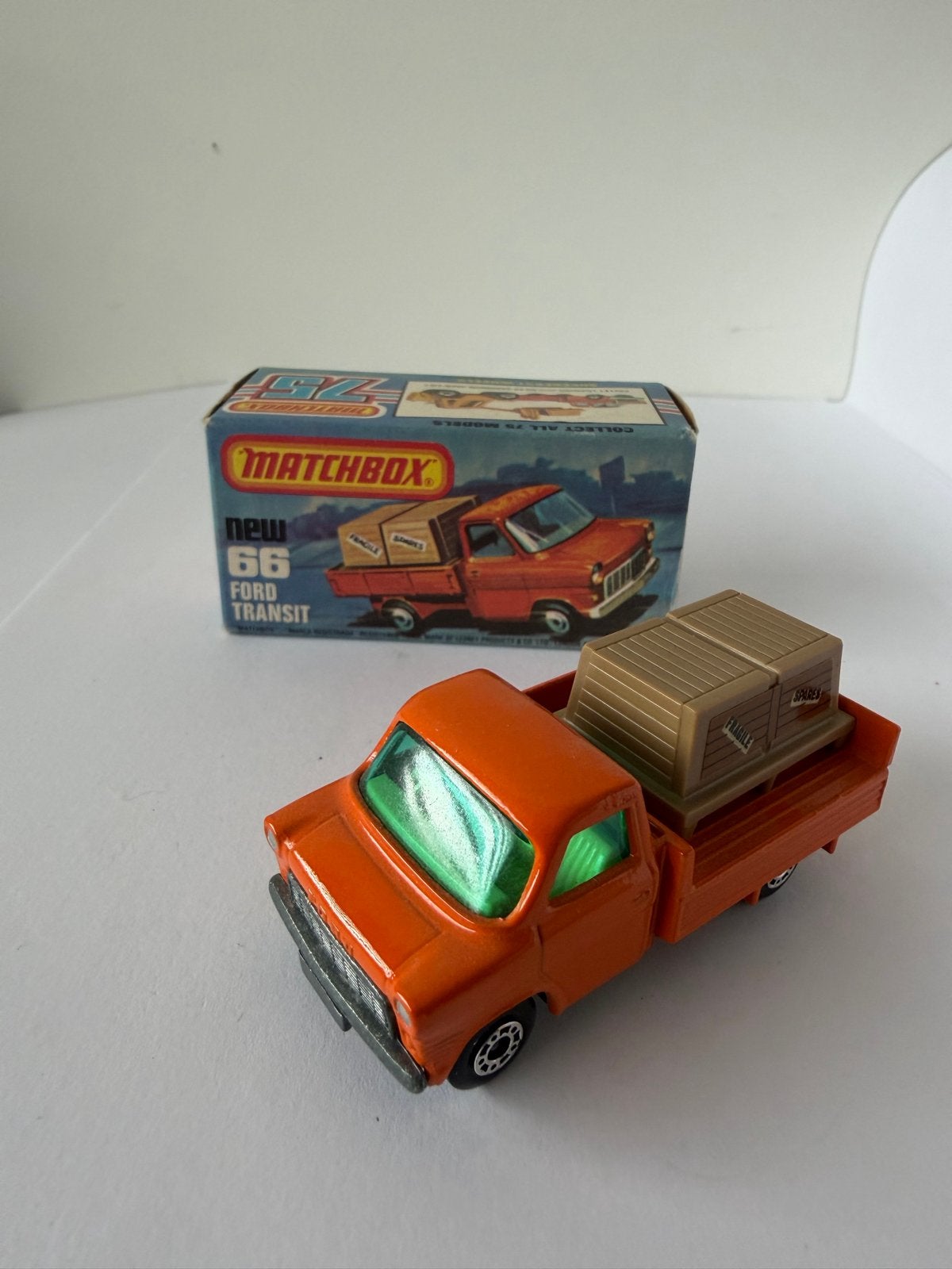 Matchbox Superfast 66 Ford Transit met doosje, Ophalen of Verzenden, Gebruikt, Auto, Matchbox