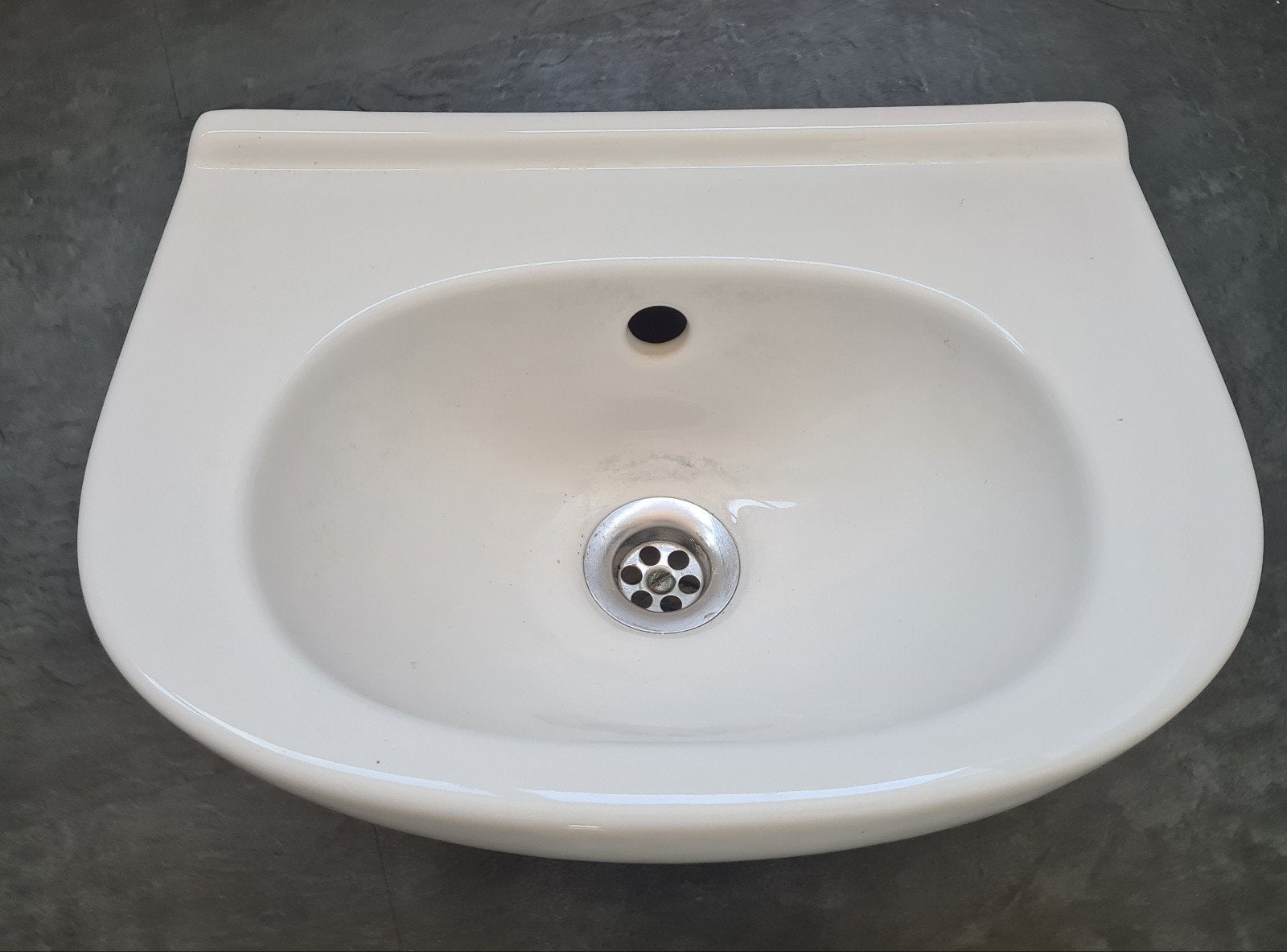 Wastafel Villeroy & Boch O.novo 35x28 cm voor WC, Ophalen of Verzenden, Gebruikt, Steen, Wastafel