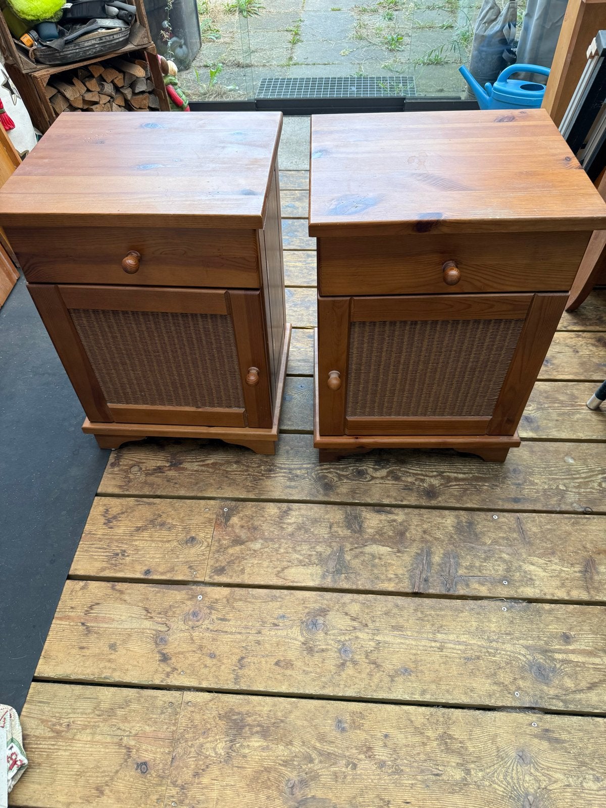 2 houten nachtkastjes, Ophalen, Gebruikt, Minder dan 45 cm, Minder dan 55 cm
