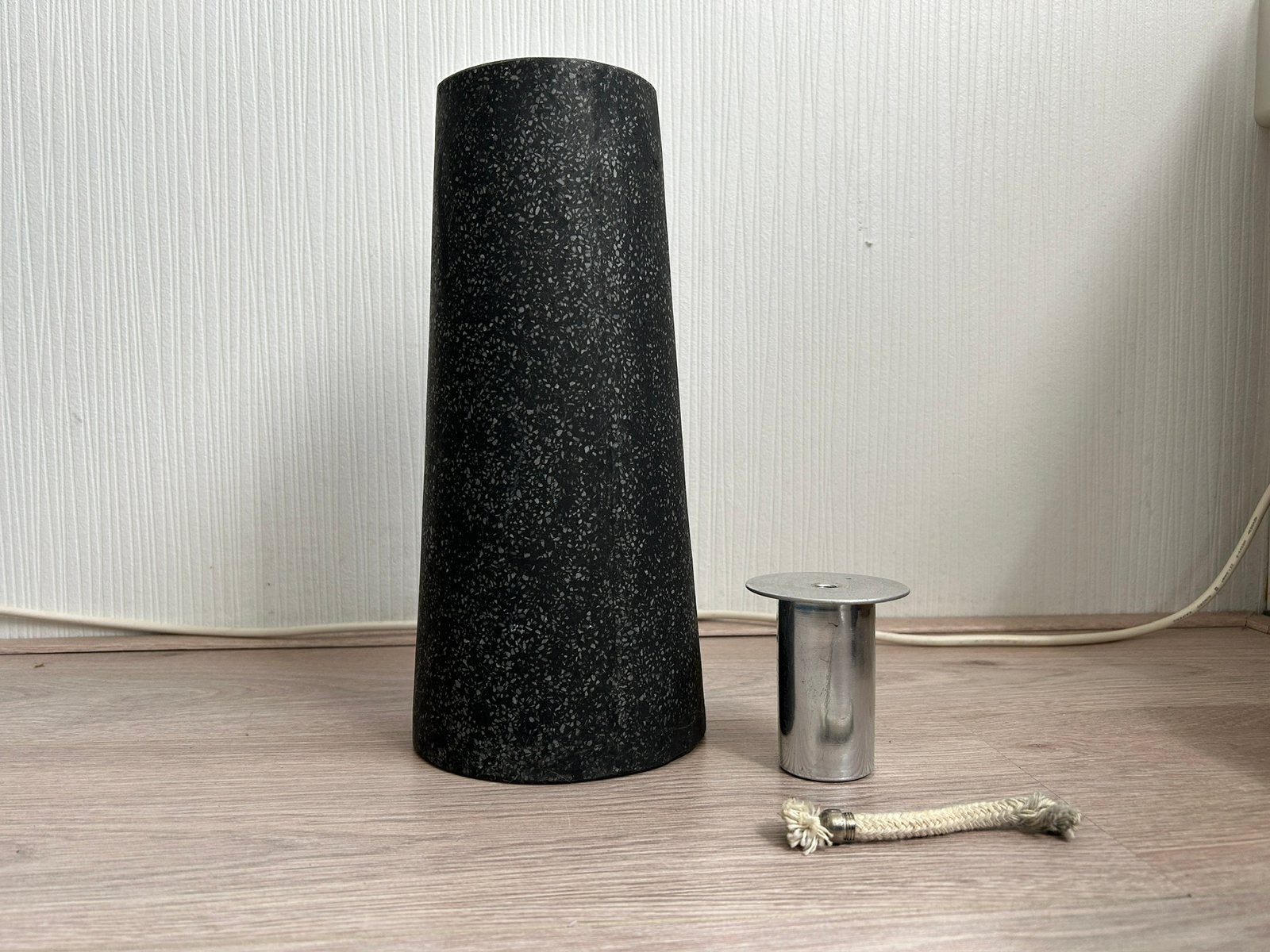 NIEUW: Mooie zware terazzo olielamp voor tuin / terras 30 cm, Tuin en Terras, Fakkels, Ophalen of Verzenden, Zo goed als nieuw