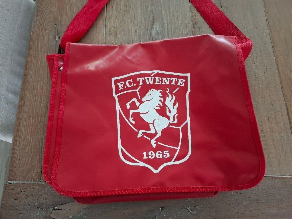 FCTwente tas jongens, Ophalen of Verzenden, Zo goed als nieuw, Rood, Overige merken