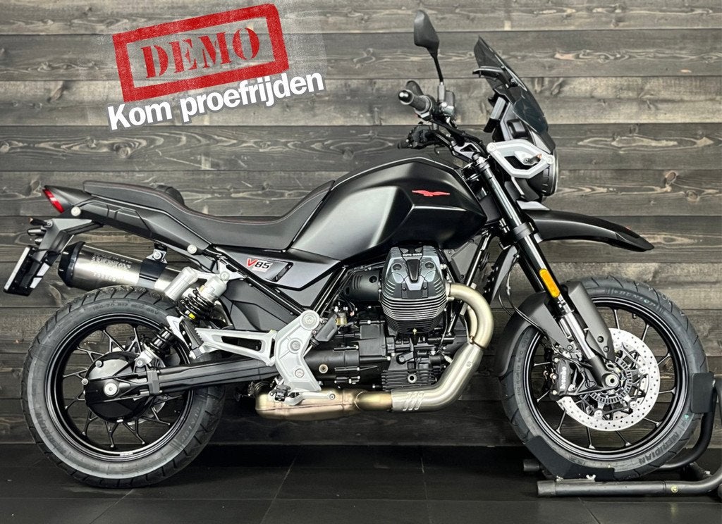 Moto Guzzi V85 STRADA E5+ DEMO PROEFRIJDEN (bj 2024), Motoren, Motoren | Moto Guzzi, 853 cc, Bedrijf, Meer dan 35 kW, Toermotor