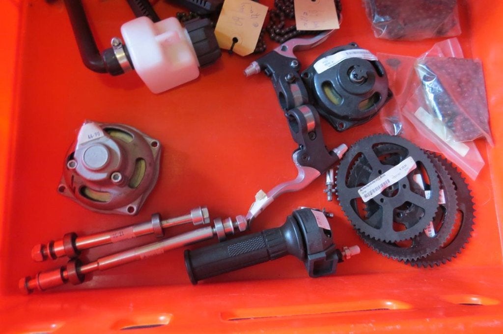 pocket bike diverse onder delen (in 1 koop), Fietsen en Brommers, Onbekend, Overige typen, Nieuw, Ophalen of Verzenden